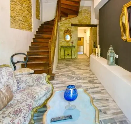 Chateau De Lavail * Labastide-dʼAnjou